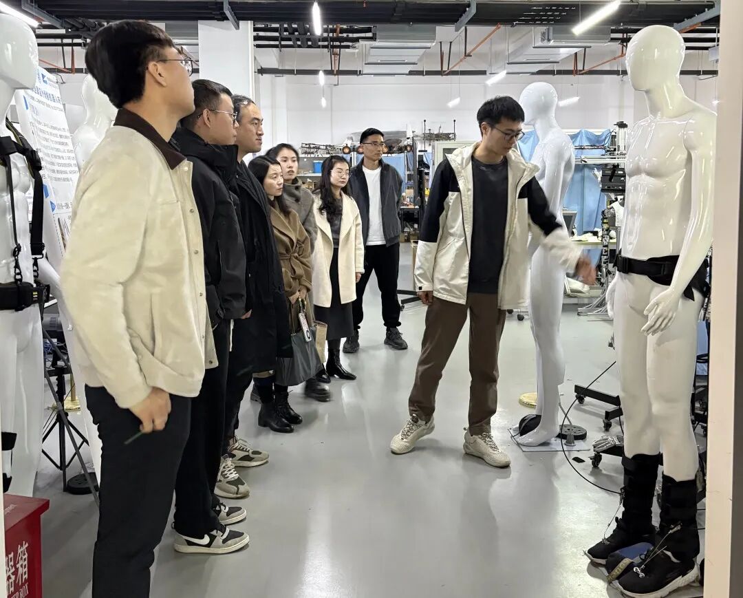 UU国际技术赴西安交通大学、西安电子科技大学发展深度合作互换，共探产学研协同发展